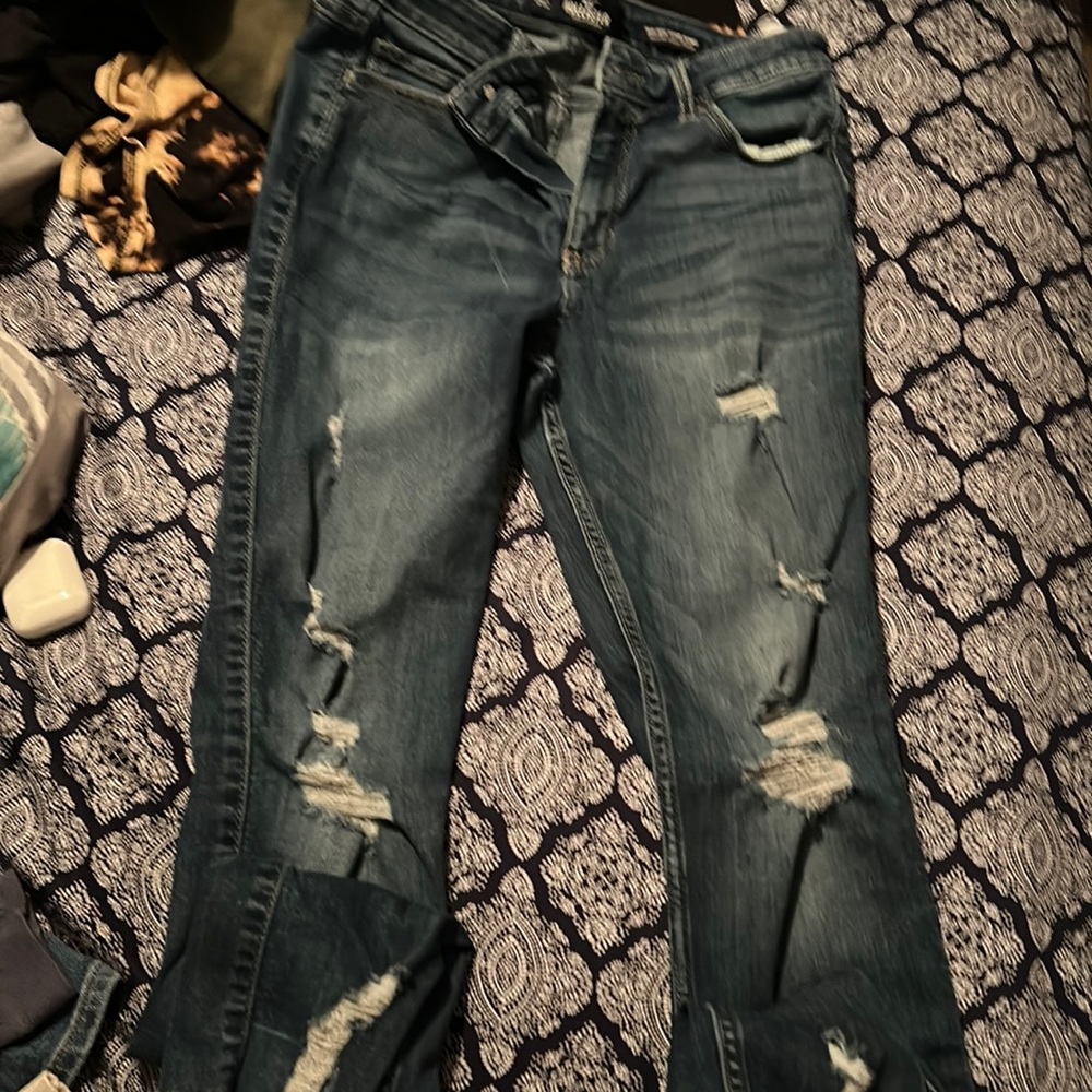 hollister ripped jeans